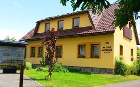 Apartmany Na Skle Malovane