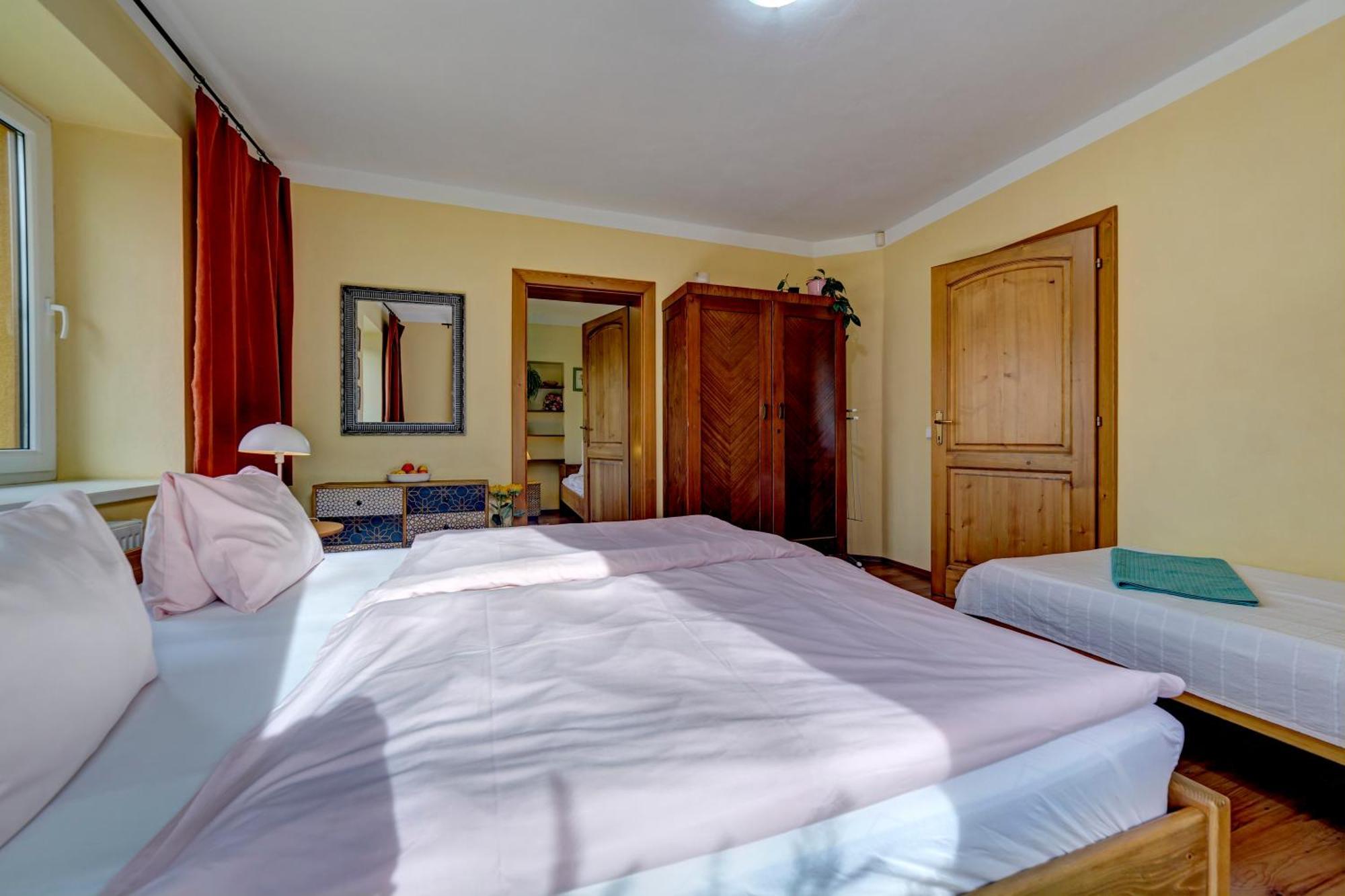 Apartmany Na Skle Malovane Kokava Kültér fotó